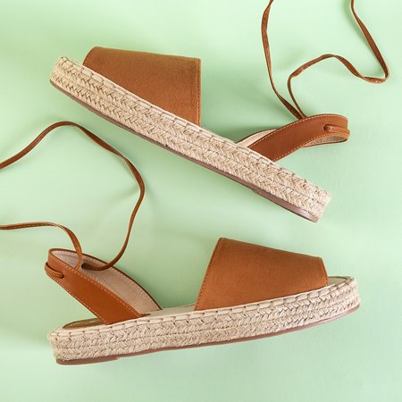 Brązowe damskie wiązane sandały Blisis - Obuwie