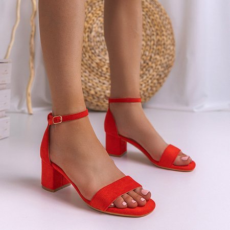 Czerwone damskie sandały na niskim słupku Mohato - Obuwie