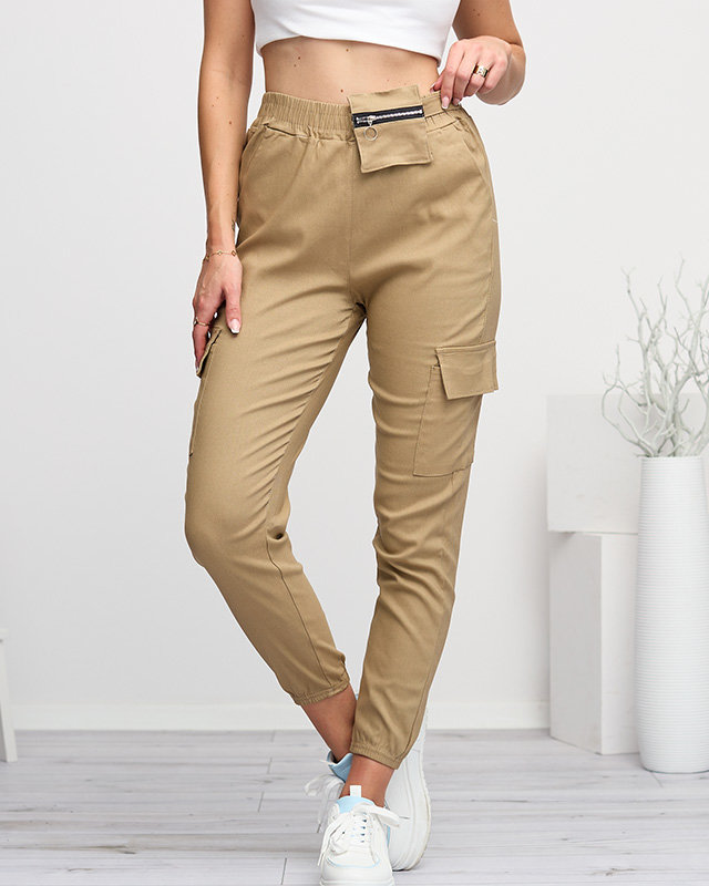 Royalfashion Jasnobrązowe damskie spodnie typu bojówki z odpinaną kieszenią