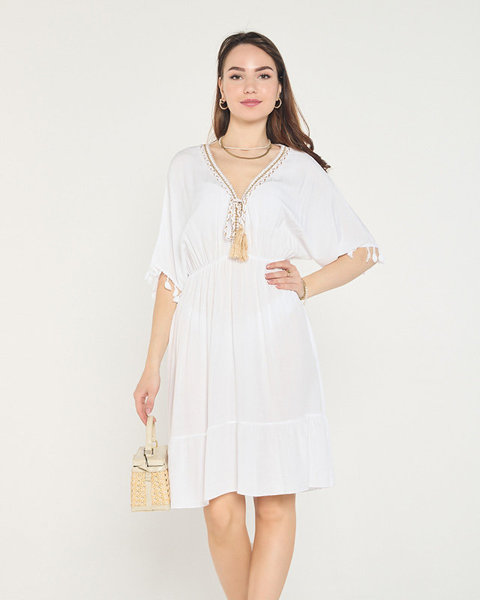 Biała krótka damska sukienka z falbankami i frędzelkami - Odzież