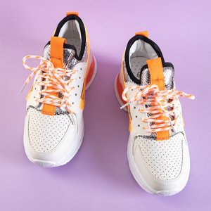 Białe sportowe sneakersy damskie z pomarańczowymi wstawkami Tadea - Obuwie
