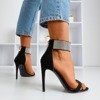 Czarne damskie sandały na wyższej szpilce z cyrkoniami Klisona - Obuwie