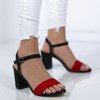 Czarne sandały na słupku z czerwonym paseczkiem Tribanah - Obuwie