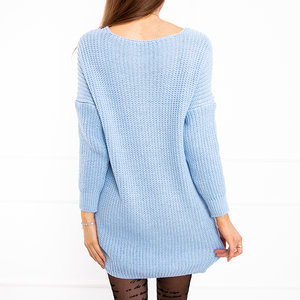 Niebieski sweter damski z naszyjnikiem - Odzież