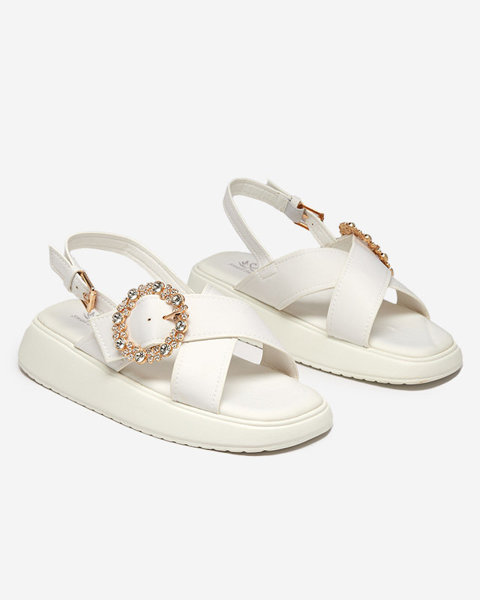 OUTLET Białe tkaninowe sandały damskie na płaskiej podeszwie Senire - Obuwie