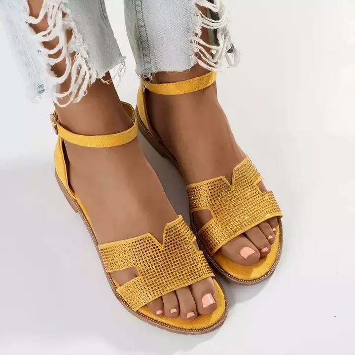OUTLET Żółte damskie sandały z cyrkoniami Motilya - Obuwie