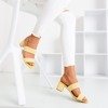 Żółte sandały na niskim słupku Riota - Obuwie