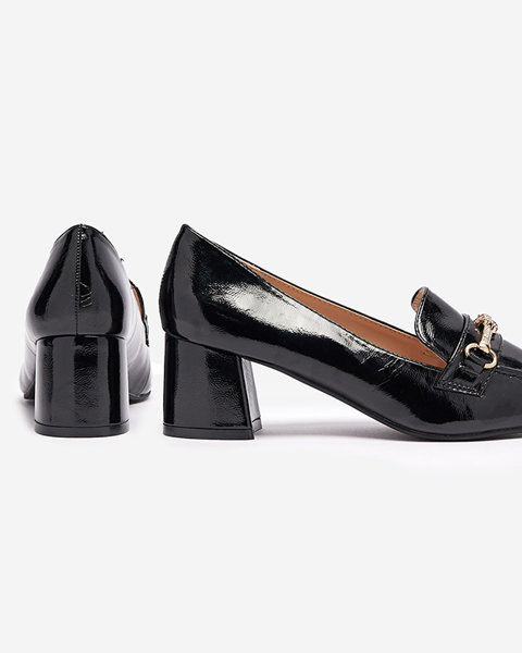 Лаковані жіночі туфлі-мокасини чорного кольору Welmok- Взуття