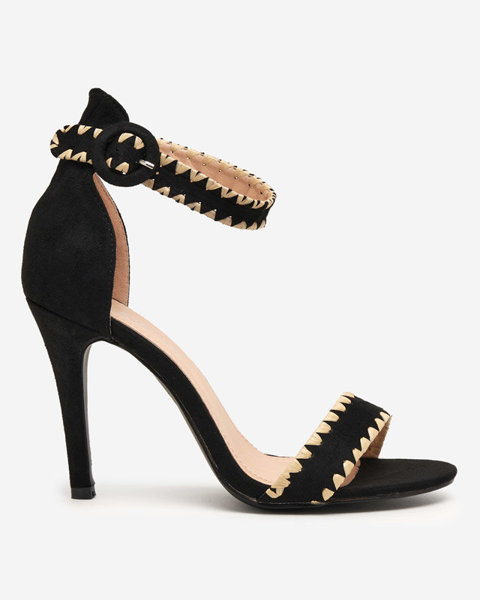 OUTLET Чорні жіночі босоніжки на високому каблуці Kemisooa - Взуття