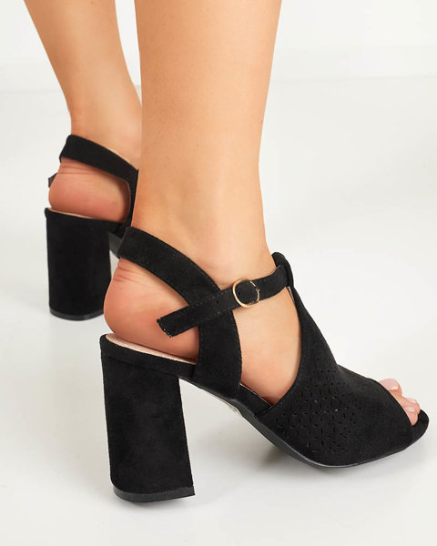OUTLET Чорні жіночі сандалі на посту Kinoti - Взуття